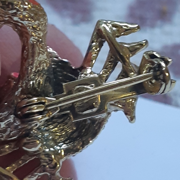 Articulated Crab Brooch - Picture 5 of 5